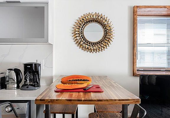 5th image of 244 E 75th St APT 2A