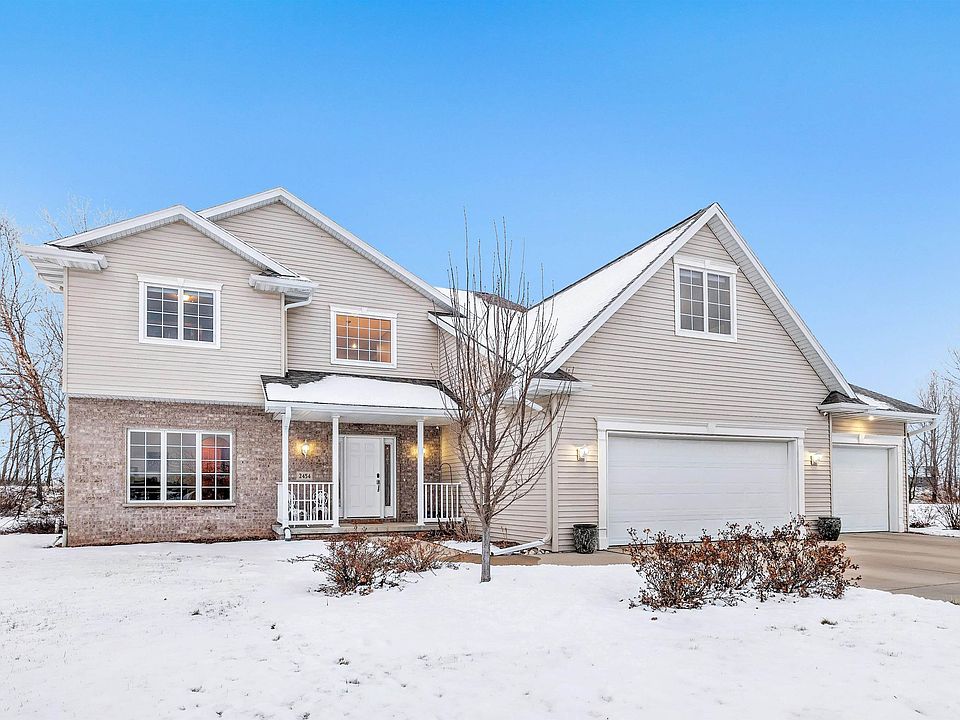 2454 Skyline Oaks Dr, De Pere, WI 54115 | Zillow