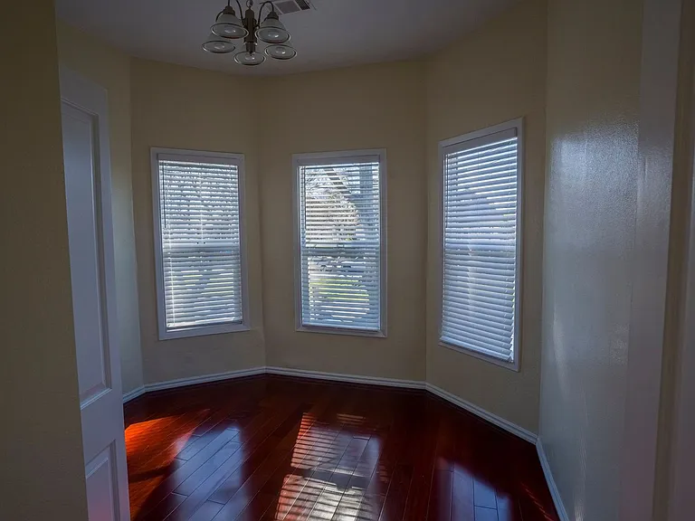 3231 Encinal Ave — Photo 15