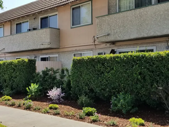 13850 Victory Blvd., 13850 Victory Blvd #5ac6c03de, Van Nuys, CA 91401