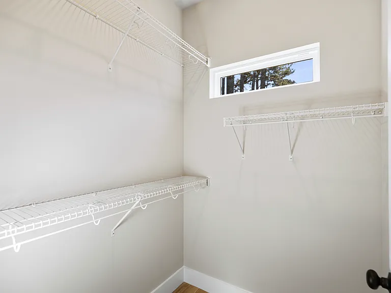 1221 Parkstone Dr NW — Photo 24