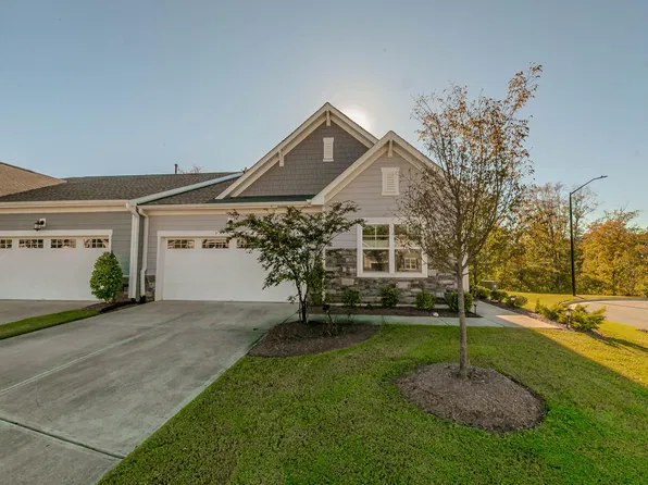1131 Surveyor Dr, Durham, NC 27703