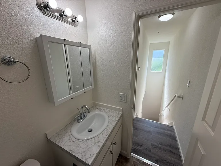 22435 Princeton St #4 — Photo 19