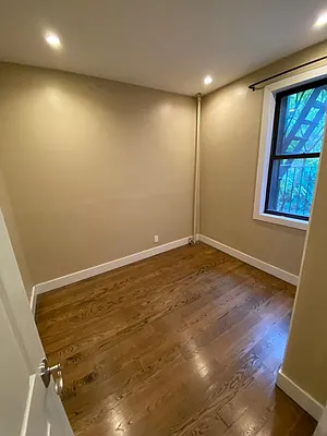 Rented by ERNY LLC | media 14