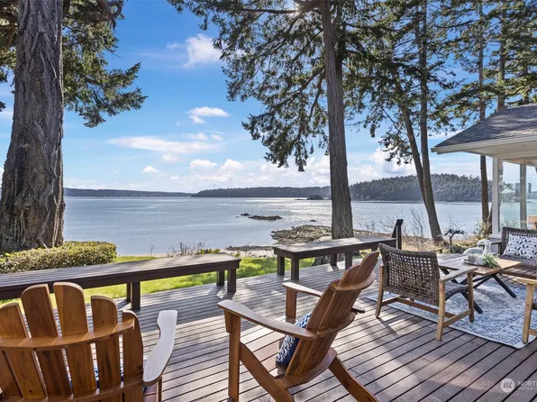 9351 Reef Point Lane, La Conner, WA 98257