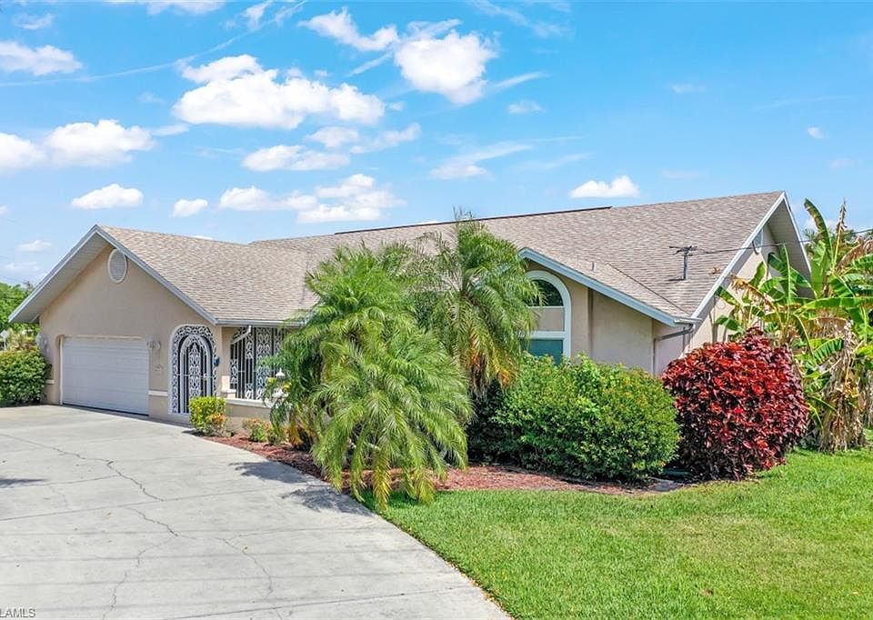 1st image of 5411 Chiquita Blvd S