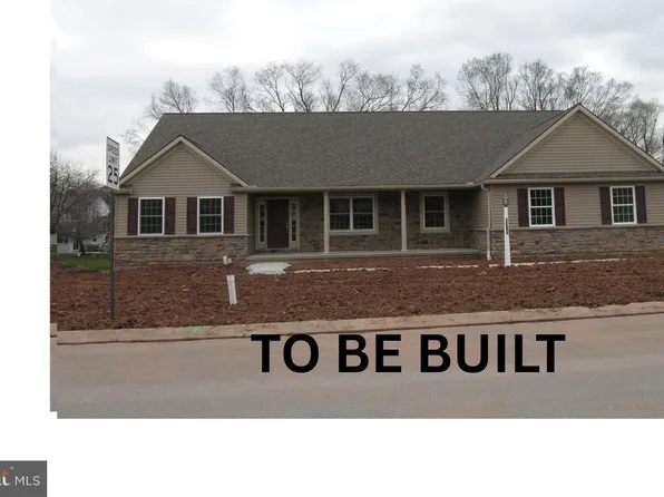 5086 Lakewood Ln, Stewartstown, PA 17363