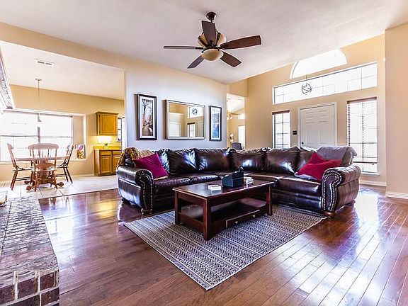 5th image of 7518 Caribbean Dr