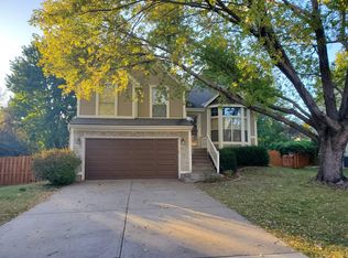 14828 Hardy St, Overland Park, KS 66223