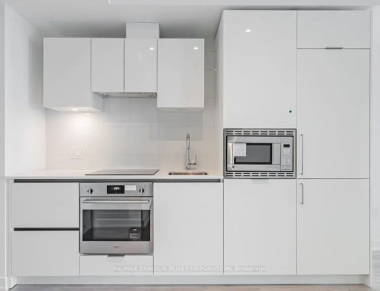 238 Simcoe St #3302 — Photo 5