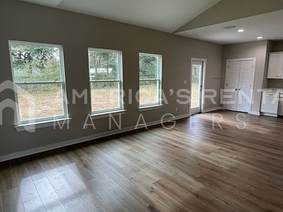 5th image of 302 Kennesaw Ave