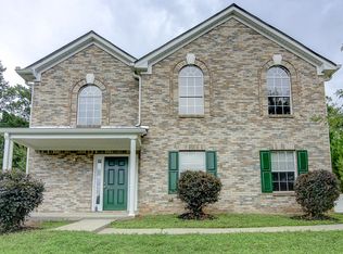 345 Barrington Grange Dr, Sharpsburg, GA 30277