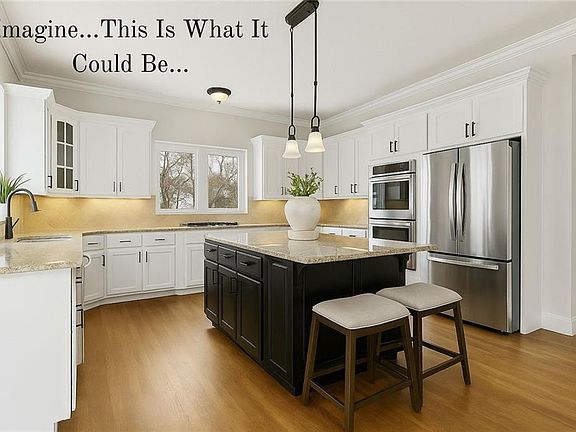 5th image of 4507 N Mulberry Dr