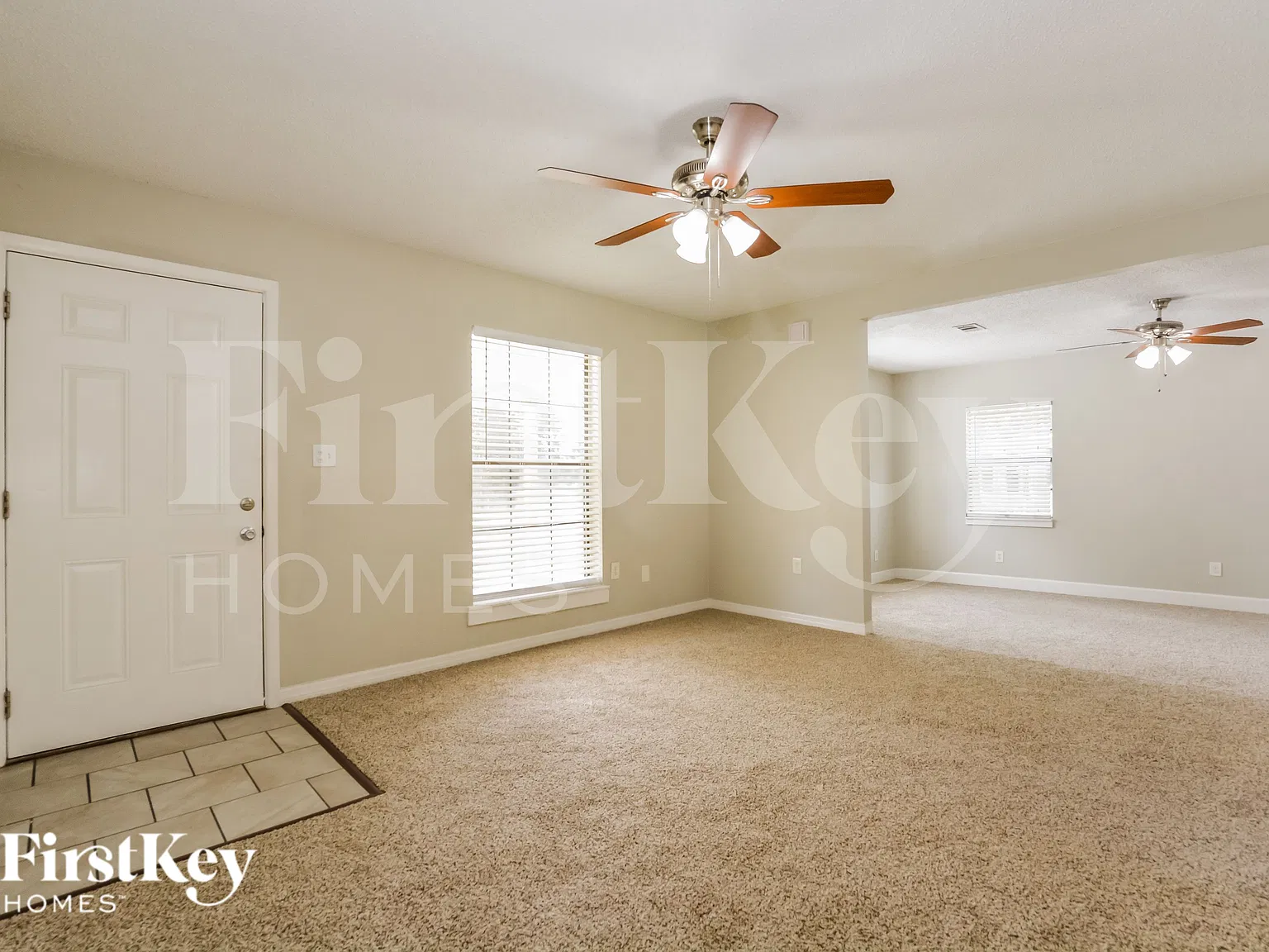 3 bed, 2.0 bath, 1234 sqft, $2,195 — Photo 4