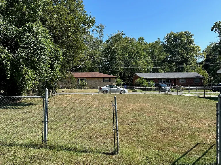 1016 Ogrady Dr #A — Photo 10