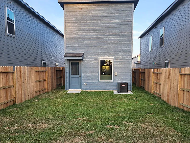 20115 Green Mallard St — Photo 21