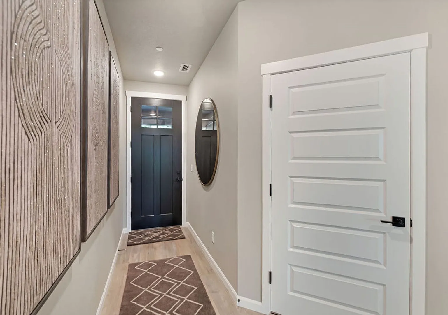 Luxury Townhome for Lease at the Courtyards at Hidden Crest - 6825 NE 132nd Way — Photo 4