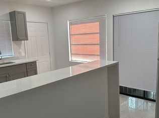 834 NW 112th St, Miami, FL 33168