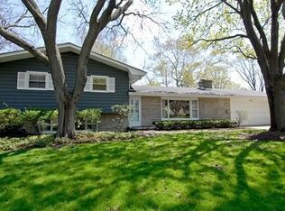 507 Willow Ln, Geneva, IL 60134