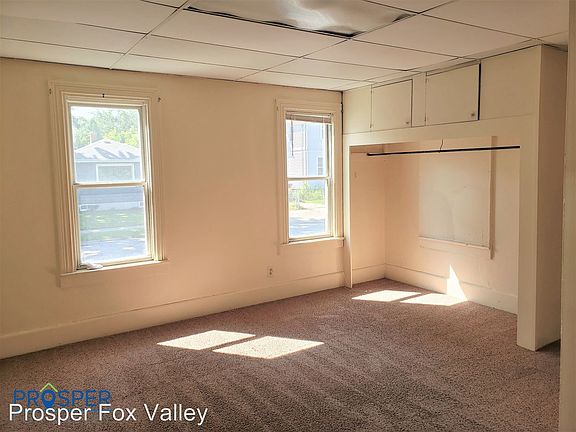 4th image of 828 Woodland Ave