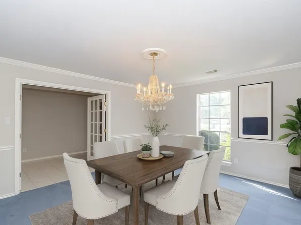 702 E Haven Ct, Friendswood, TX 77546