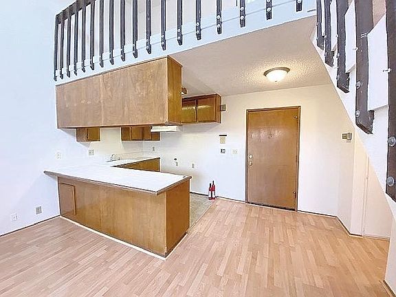4th image of 1221 E Venice Blvd APT 9