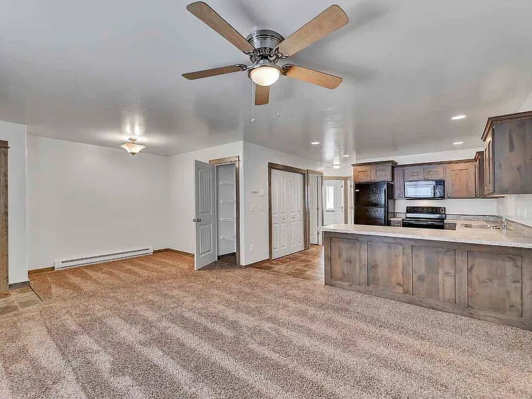 3200 Lark Ave — Photo 4
