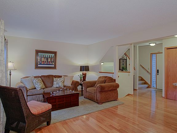 5th image of 1042 Briarwood Fontana