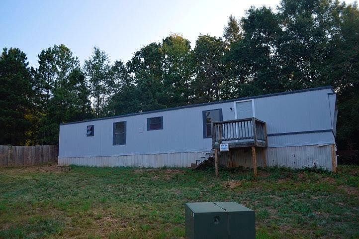 1st image of 212 Brainard Ct