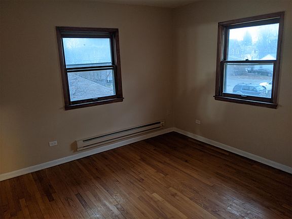 4th image of 1819 Lincoln St APT 2E