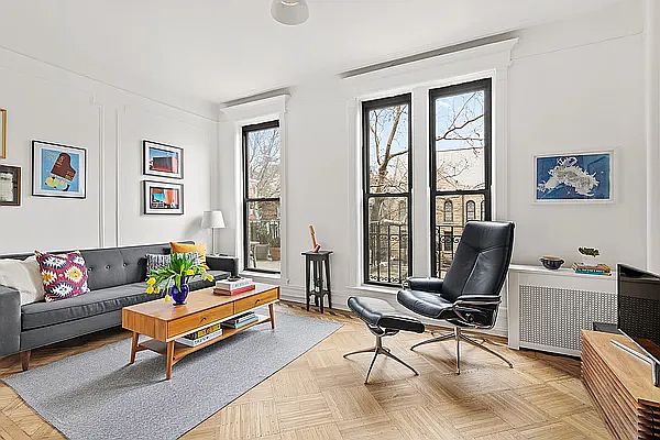 1st image of 225 8th Ave APT 2L