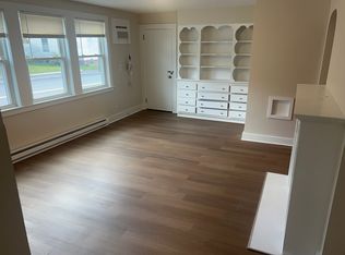 566 Bay St APT 1, Taunton, MA 02780
