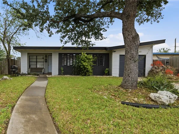 4345 Amherst Dr, Corpus Christi, TX 78412