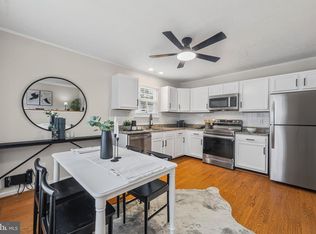 810 205th St, Pasadena, MD 21122