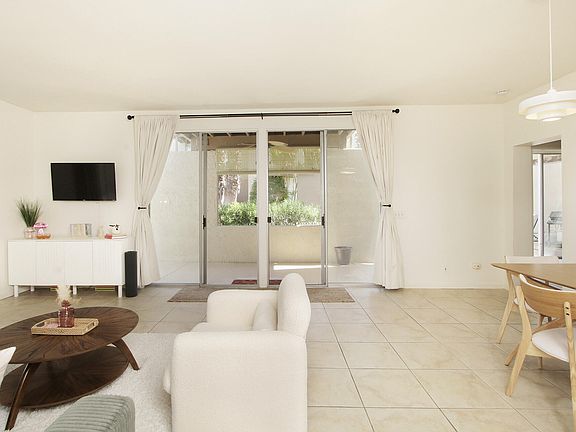 3rd image of 46700 Mountain Cove Dr Unit 9