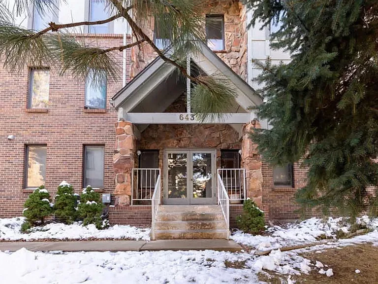 6435 S Dayton St #303 — Photo 3