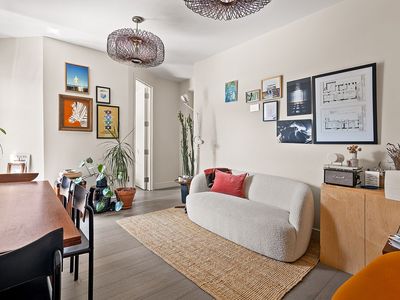 315 E 12th St APT 30, Manhattan, NY, 10003