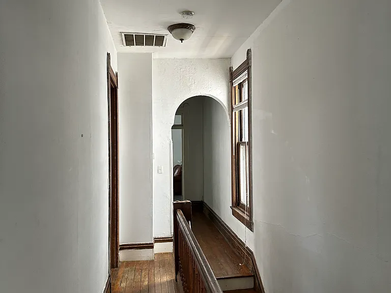 104 S Pine St #A — Photo 34