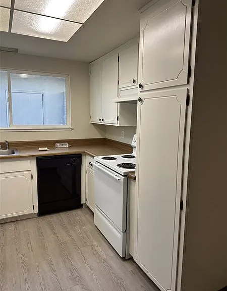 1826 Alameda Ave — Photo 5