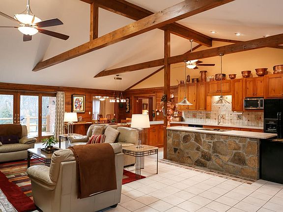 RealTourCast - J Stough - Ten Broeck (5