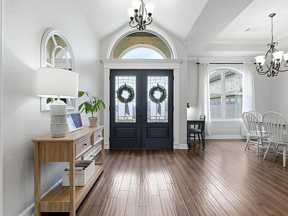 4th image of 9709 Cliffside Dr