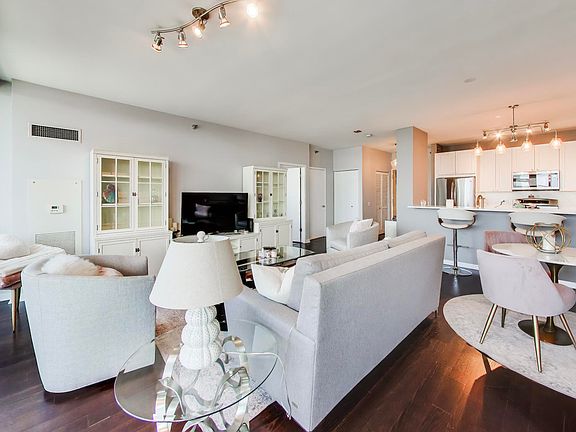 3rd image of 757 N Orleans St #1105