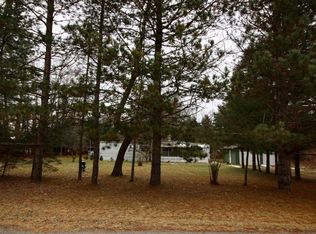 31206 10th Ave, Gobles, MI 49055