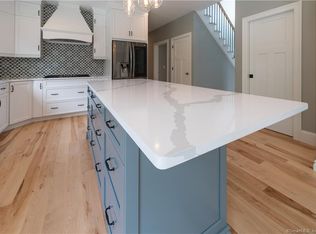 1160 Reservoir Rd, Cheshire, CT 06410