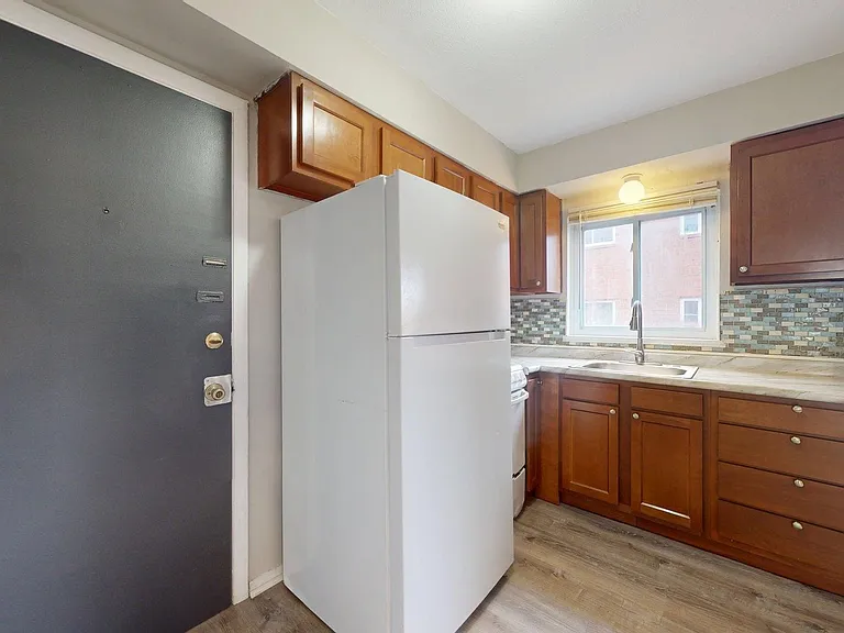 18923 Hilliard Blvd — Photo 9