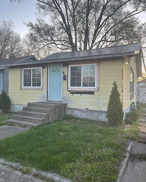 1st image of 1701 N 23rd St