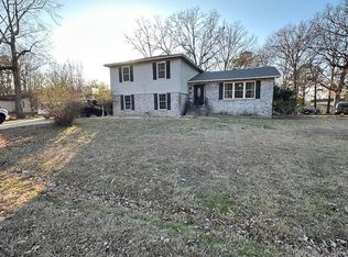 922 Cara Jane Dr, Redfield, AR 72132