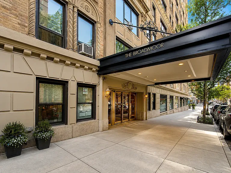 235 W 102nd St #11S — Photo 9