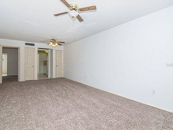 4th image of 213 Portree Dr