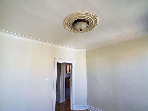 2nd image of 456 Baldwin Ave APT 5